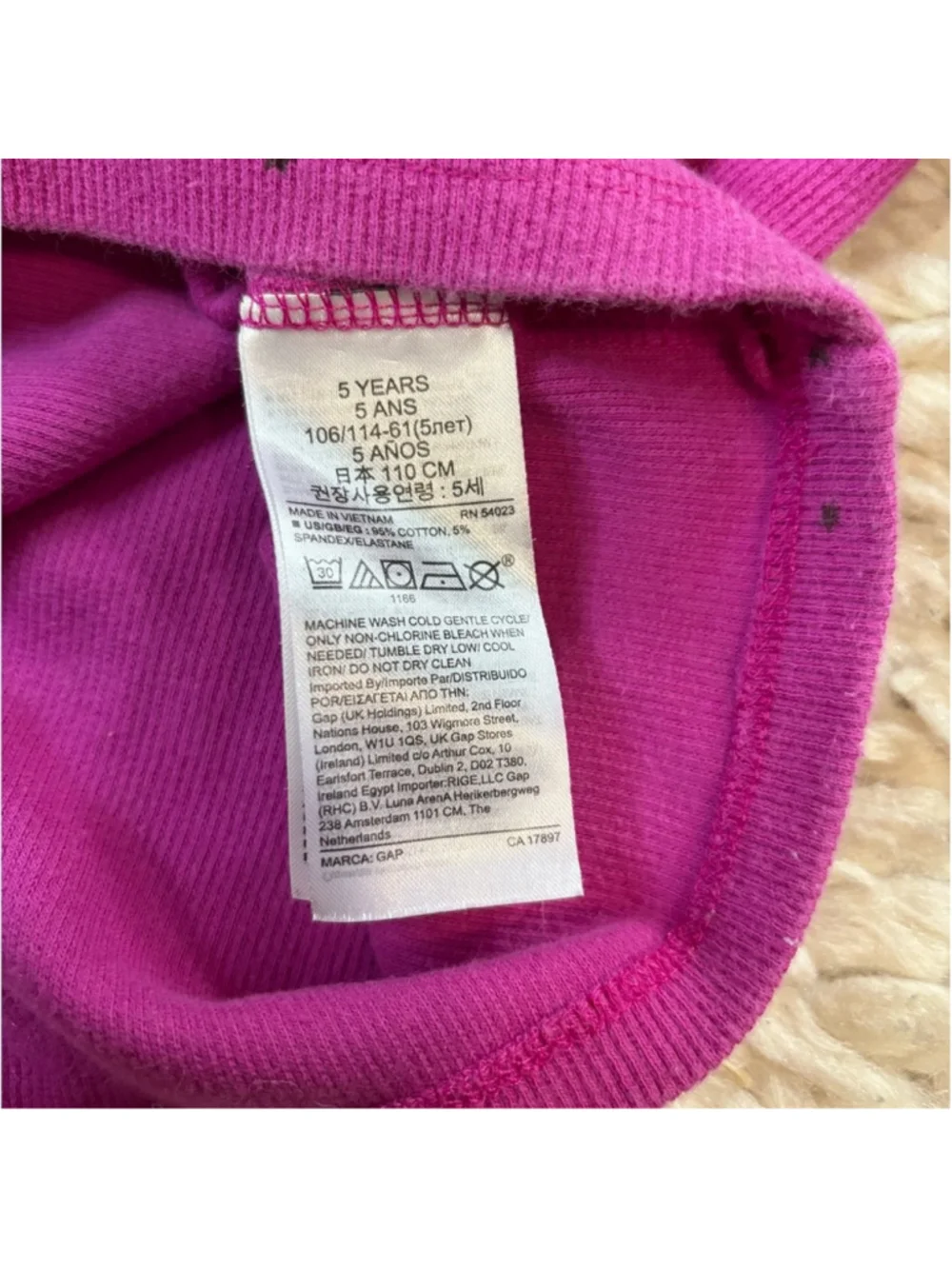 Girls GAP Fuchsia Black Star Long Sleeve Mock Neck Tee Size 5